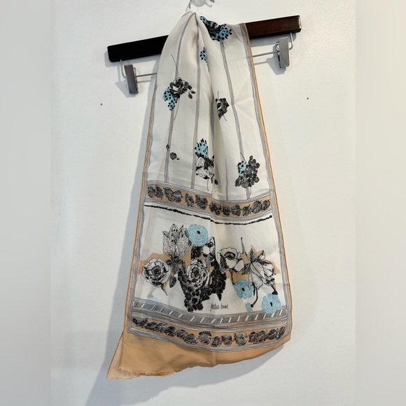 Vintage Patricia Dumont Scarf - Picture 3 of 4